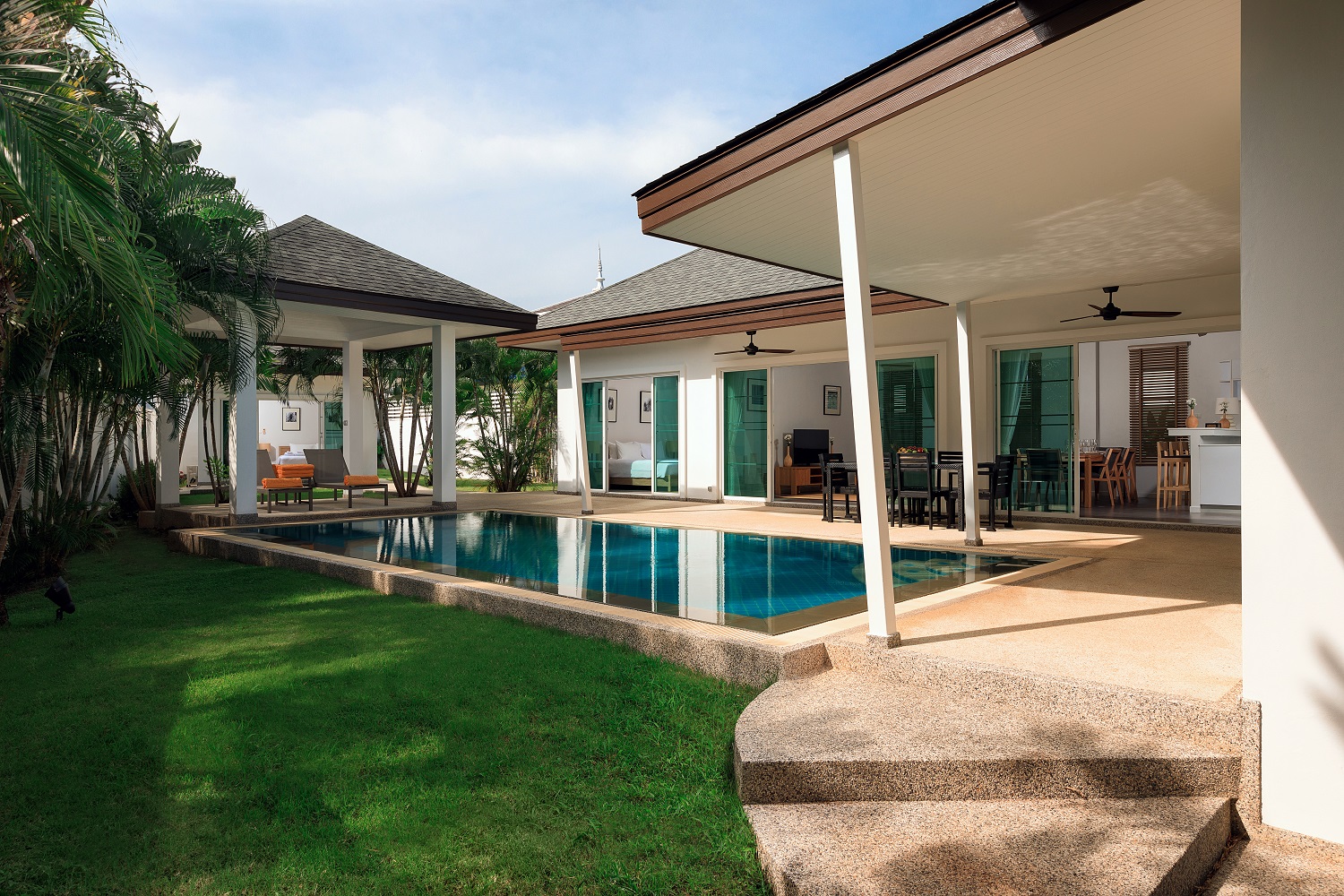 4-bedroom-luxury-pool-villa